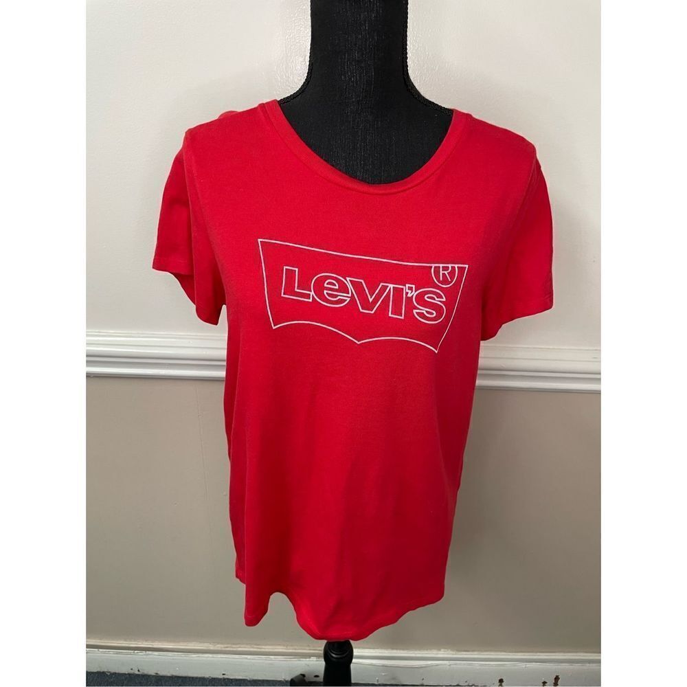 Levi’s Red Outline Logo Short Sleeve Tee Size Medium